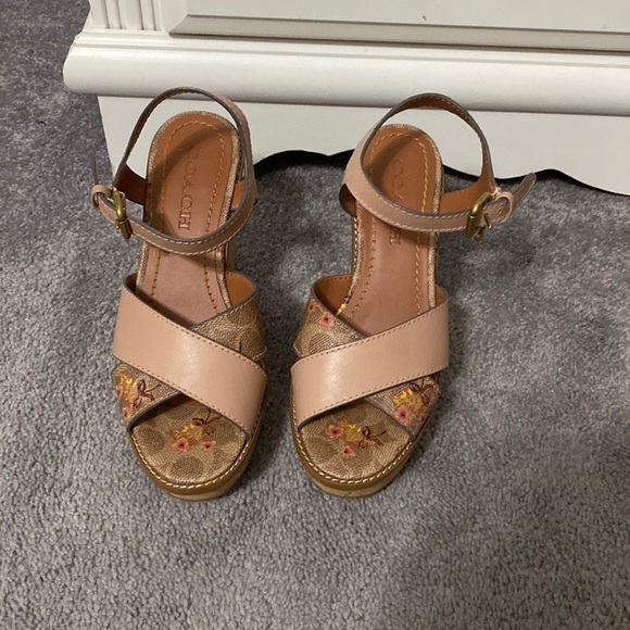Coach wedge heels worn once. very good condition - Picture 1 of 10
